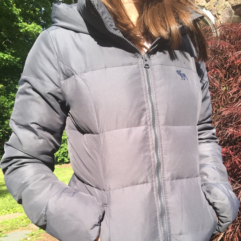 Gray Puffy American Eagle Winter Coat